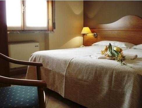 Hotel Trattoria Contini Sorbolo Ruang foto
