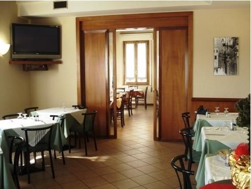 Hotel Trattoria Contini Sorbolo Bagian luar foto